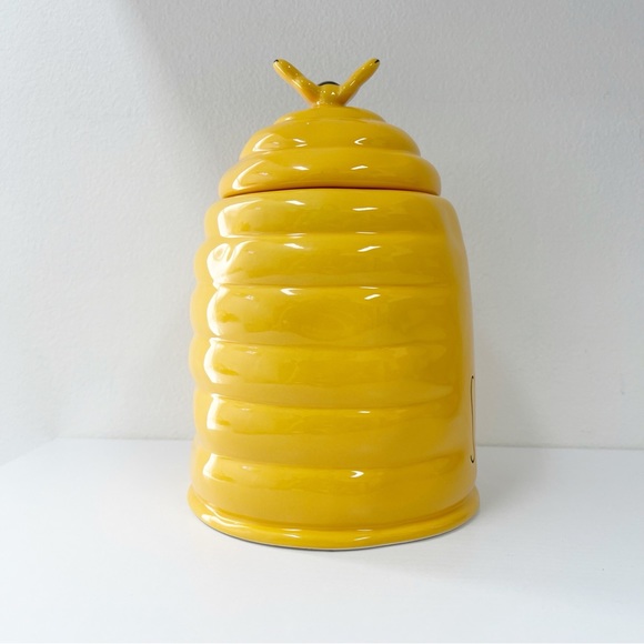 Rae Dunn Yellow Bee Sweet Ceramic Bee Hive Cookie Jar Canister Figural Be Sweet - Picture 3 of 7